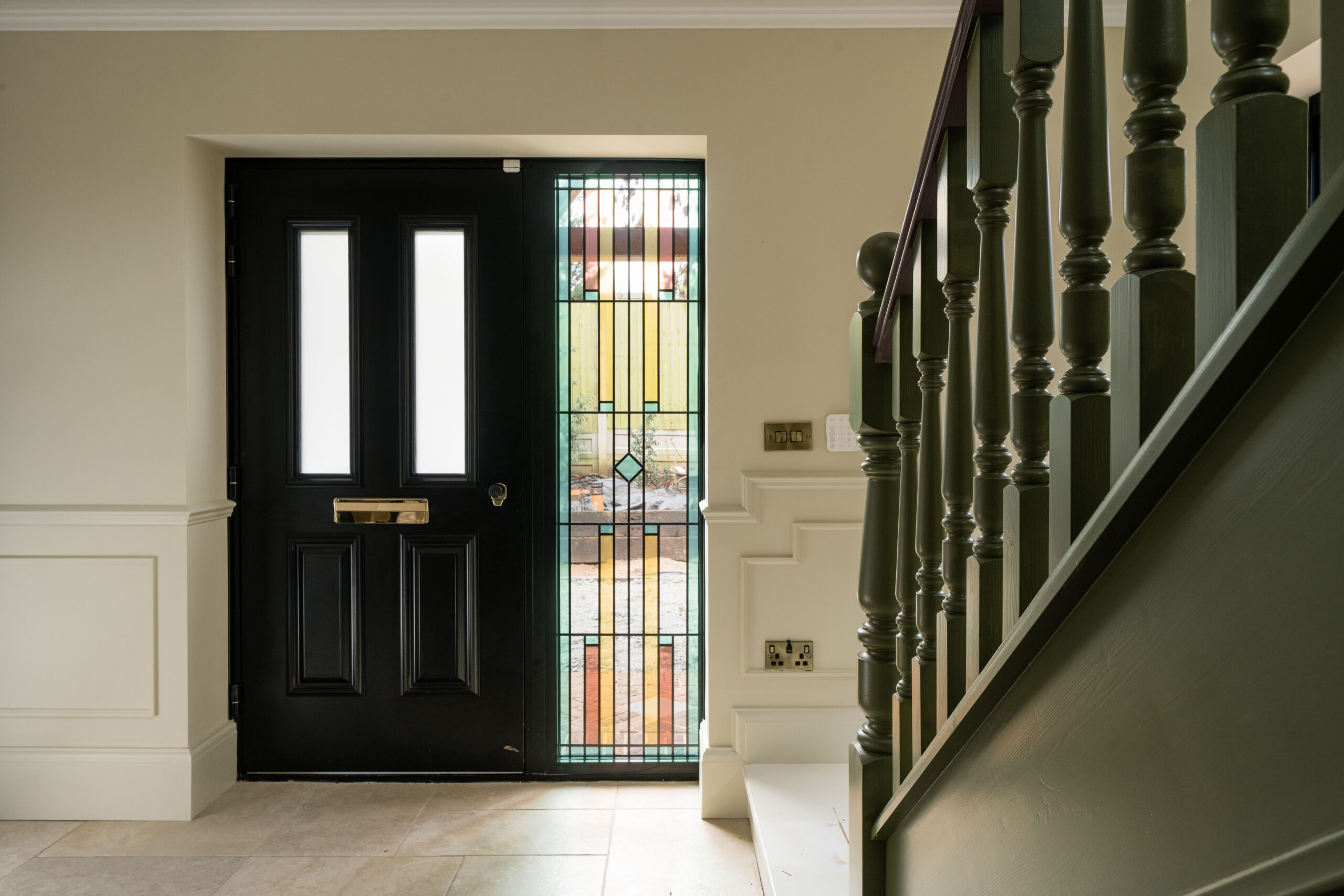 Doors 46 Kingswood Crescent 75 scaled Brentwood Essex Rom Valley Glass and Glazing