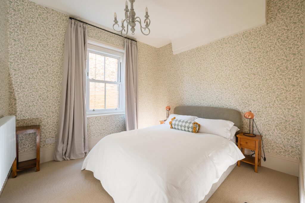 Avenue Road, Brentwood-3